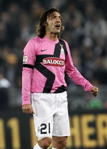 法兰克福后卫：巴萨的比赛风格非常大胆，你会欣赏他们的水平（法兰克福后卫称赞巴萨：打法大胆，水平令人欣赏）