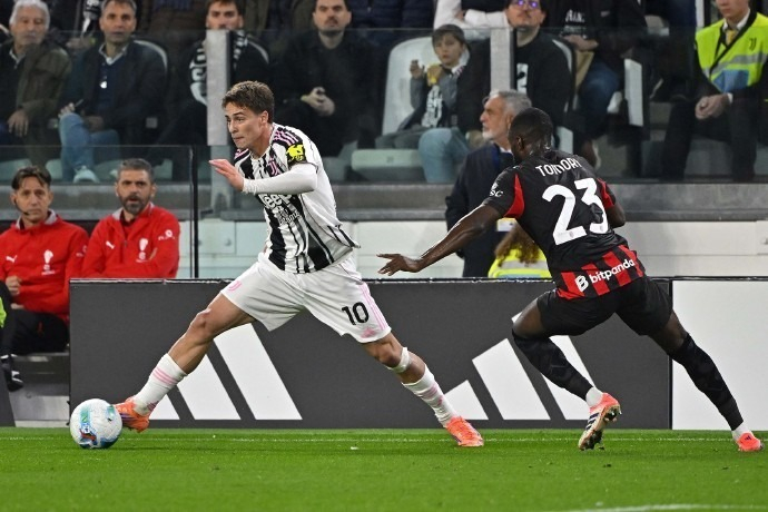 BBC：缺席5场比赛，曼联队长B费预计1月17日曼市德比时复出（BBC：曼联队长B费预计1月17日曼市德比复出，此前将缺席5场）