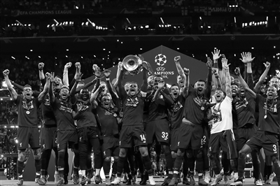 足球中超球队再度更换外援，阵容大洗牌（中超球队再度调整外援，阵容迎来大幅洗牌）