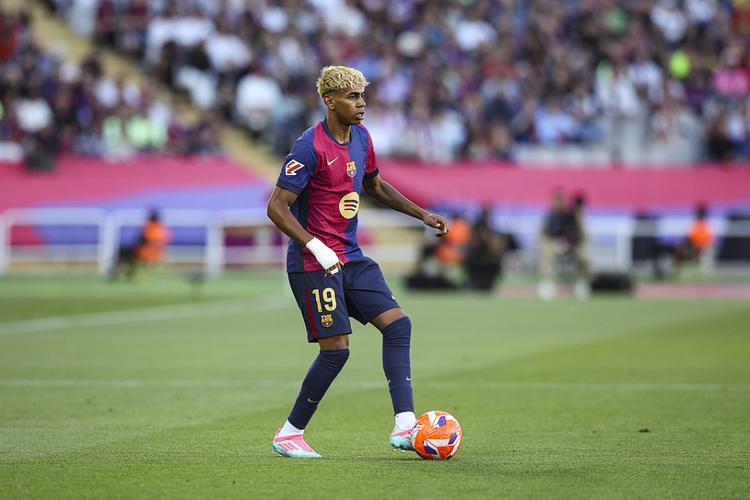 末轮赢挪威9球才能直接晋级，德转列意大利队史最大比分胜利（末轮需净胜挪威9球方可直通，德转盘点意大利队史最大胜场）