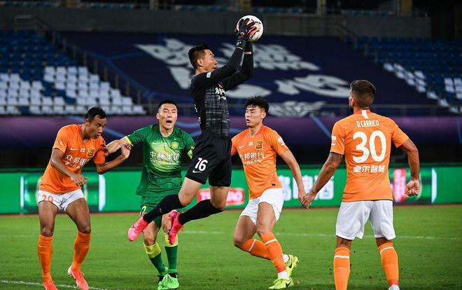 加西亚短时间内两次犯规染黄被罚下，阿隆索：弗兰，别这样对我（加西亚短时间连领两黄被罚出场，阿隆索无奈：弗兰，别这样对我）