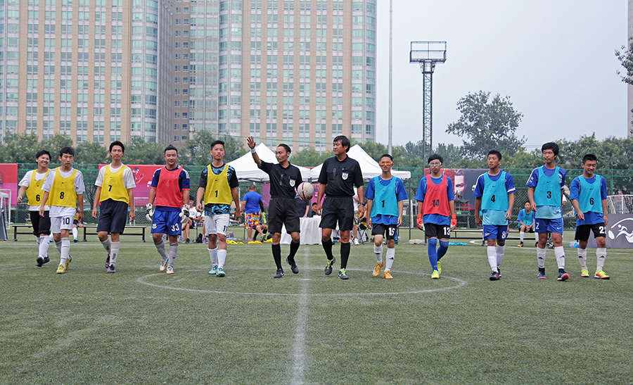 国乒8-2法国赛后爆冷！梁靖崑失守引深思！郭焱点评一针见血！（国乒8-2法国后爆出冷门：梁靖崑失守引发反思，郭焱点评直指要害）