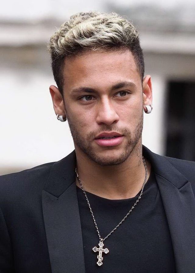 庞格勒：勒塔莱决定了我加盟红军，当年我本来就要签约枪手了（庞格勒自曝：受勒塔莱影响选择投奔红军，当年原本几乎与枪手签约）