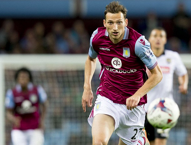 詹姆斯篮下连续得分（詹姆斯篮下连连得手）