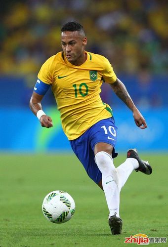 戈登：比赛尾声被勒沃库森扳平，真的让人很难接受（戈登：终场前遭勒沃库森追平，令人难以接受）