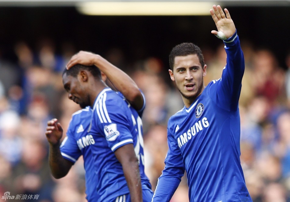 半场战报：都灵1-1科莫，弗拉希奇点射，阿达伊建功